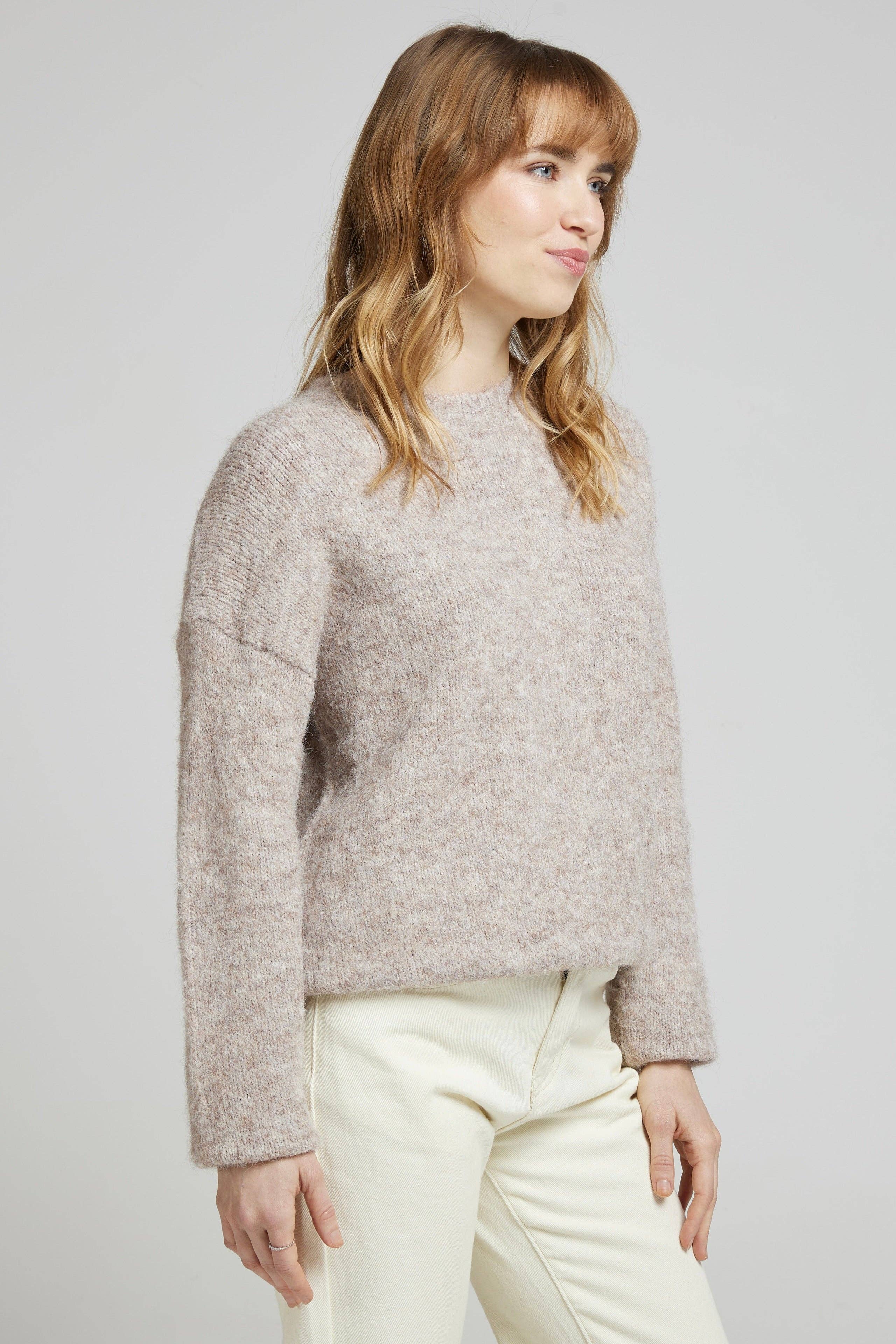 Soft Wool taupe Sweater crew neckline