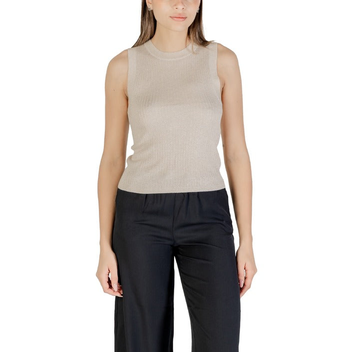 Jacqueline De Yong Women's Ribbed Knit Tank Top